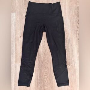 Athleta Salutation Stash Mesh Leggings size small